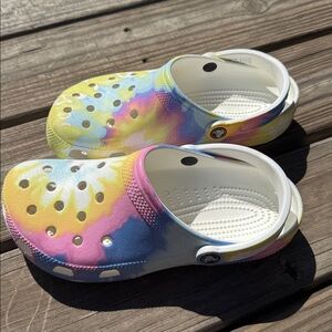 CROCS Colorful Tie-Dye
